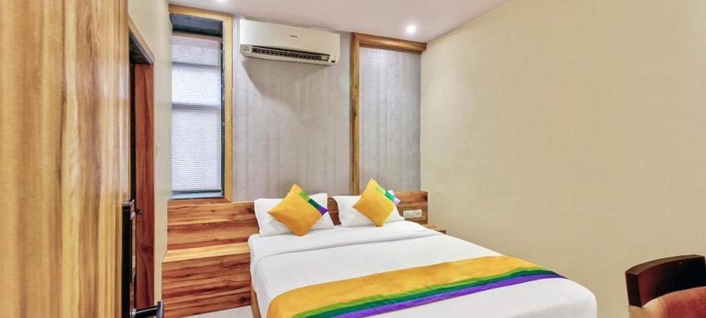 Hotel Sun City Near Saifee Hospital And Hn Reliance Hospital Mumbai Exterior photo