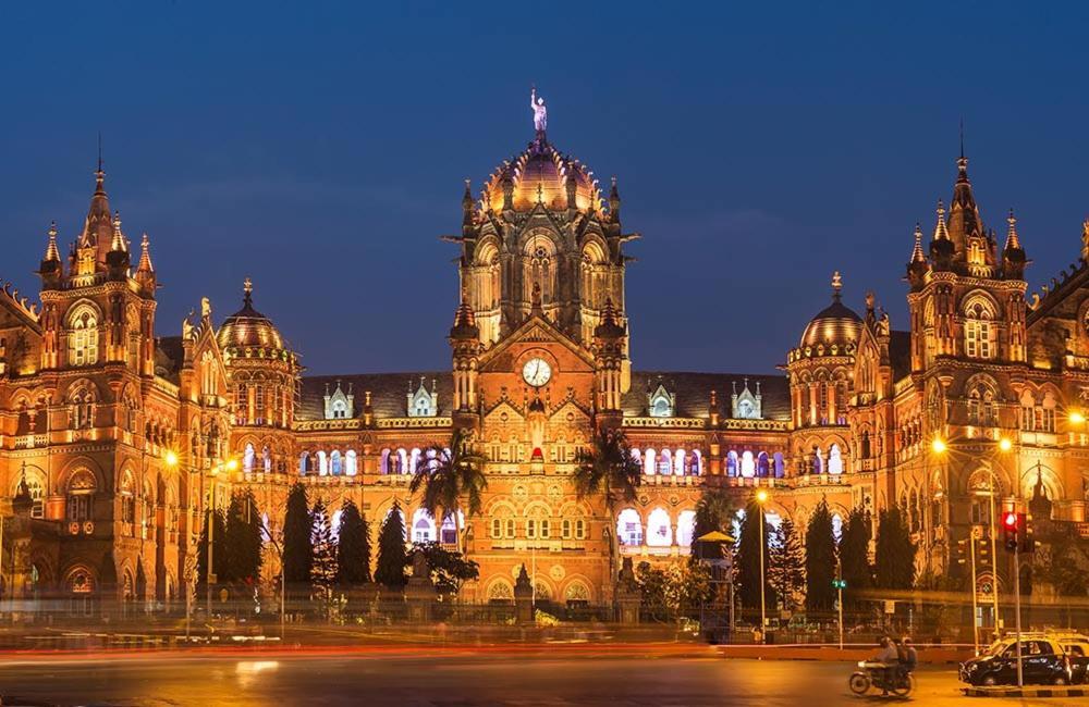Hotel Sun City Near Saifee Hospital And Hn Reliance Hospital Mumbai Exterior photo